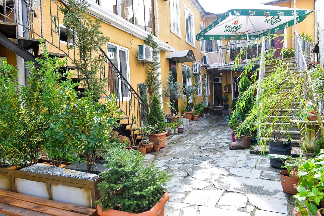 Ok. Bed and Breakfast Kutaisi Exterior foto